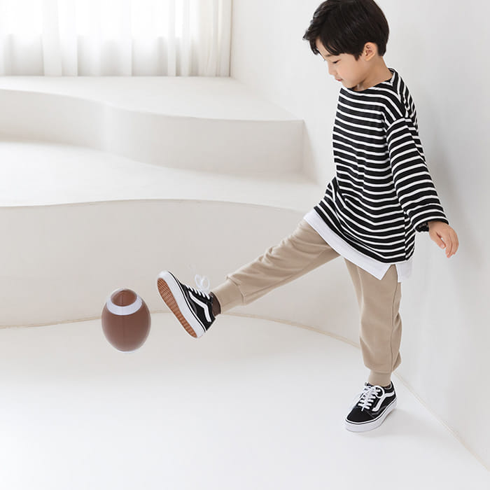 WHITESKETCHBOOK - Korean Children Fashion - #Kfashion4kids - Sibori Jogger Pants