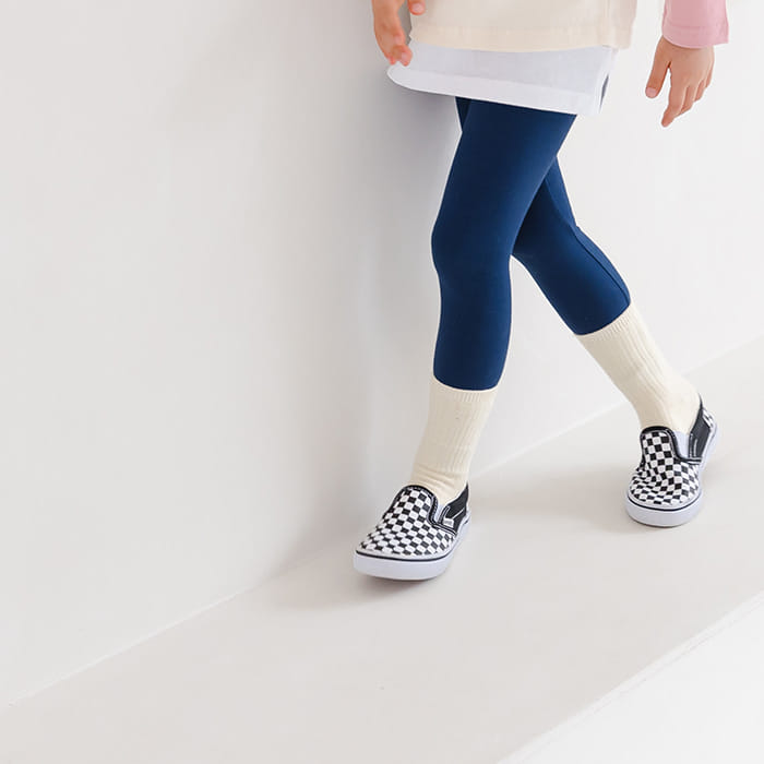 WHITESKETCHBOOK - Korean Children Fashion - #Kfashion4kids - Weekly Leggings