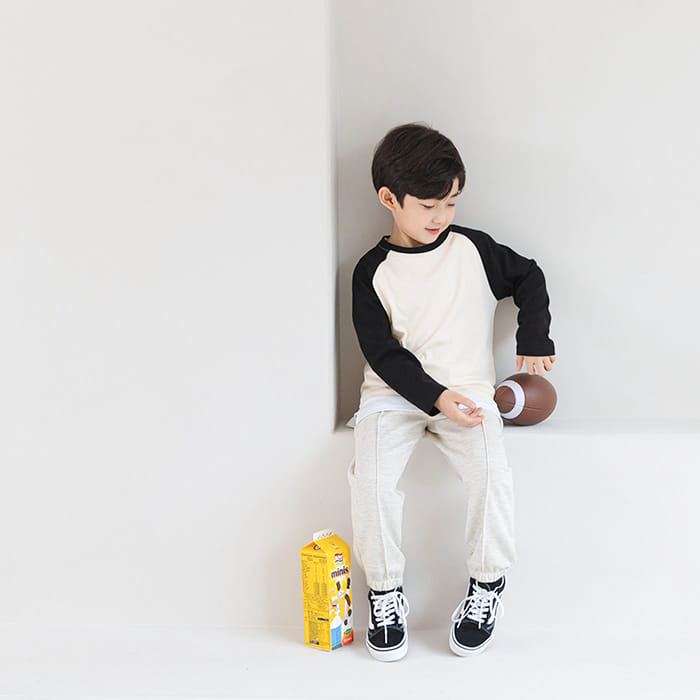 WHITESKETCHBOOK - Korean Children Fashion - #Kfashion4kids - Pintuck Jogger Pants - 5