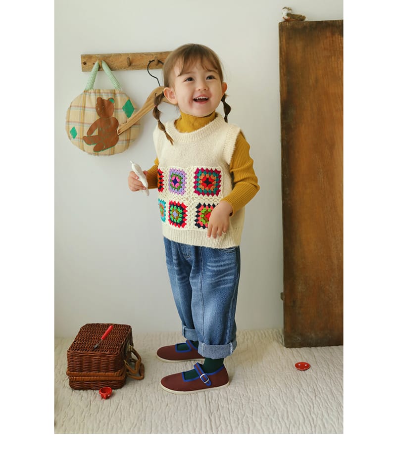AMBER - Korean Children Fashion - #Kfashion4kids - Crochet Vest