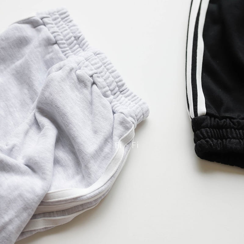 COMMA - Korean Children Fashion - #Kfashion4kids - 3 Line Jogger Pants - 5