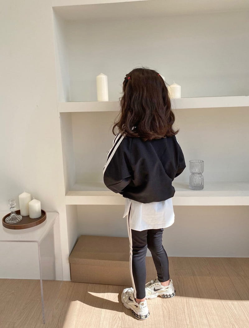 COMMA - Korean Children Fashion - #Kfashion4kids - Circle Slit Tee - 7
