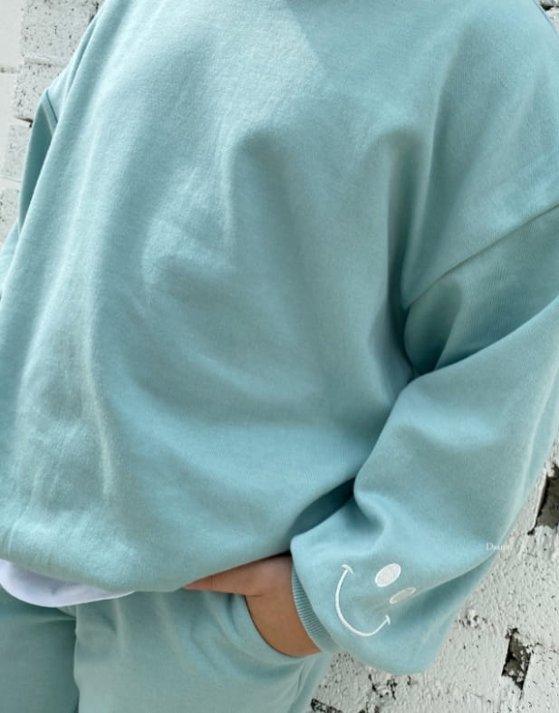 DSAINT - Korean Children Fashion - #Kfashion4kids - Smilr Layered Top Bottom Set - 10