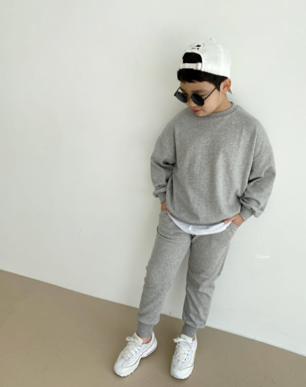 DSAINT - Korean Children Fashion - #Kfashion4kids - Charmed Layered Top Bottom Set - 8
