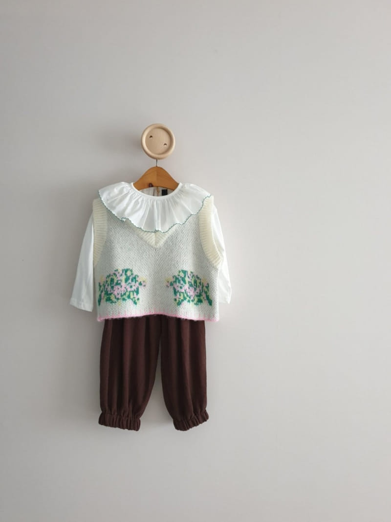 ECLAIR - Korean Children Fashion - #Kfashion4kids - Bucket Knit Vest - 6