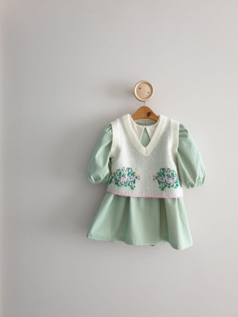 ECLAIR - Korean Children Fashion - #Kfashion4kids - Bucket Knit Vest - 8
