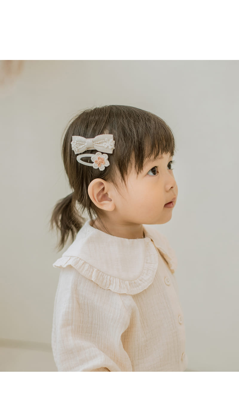HAPPY PRINCE - Korean Children Fashion - #Kfashion4kids - Lien Baby Barrettes 2 Set [set of 5]