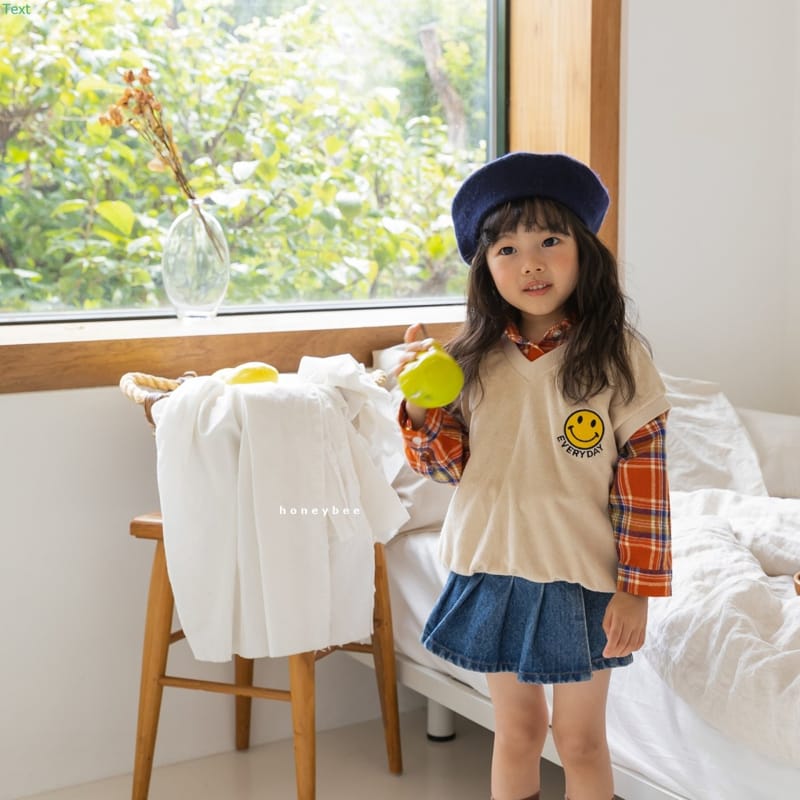 HONEYBEE - Korean Children Fashion - #Kfashion4kids - Smile Vest - 7