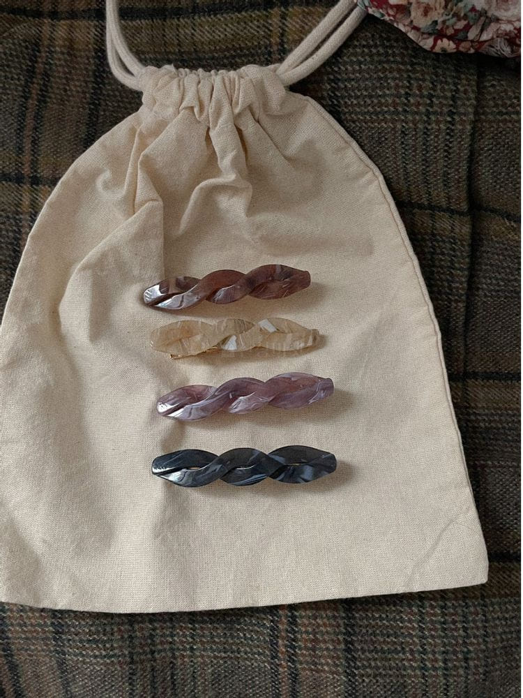 JELLYJELLY - Korean Children Fashion - #Kfashion4kids - Vintage Cellulose Twist Hairpin [set of 4]