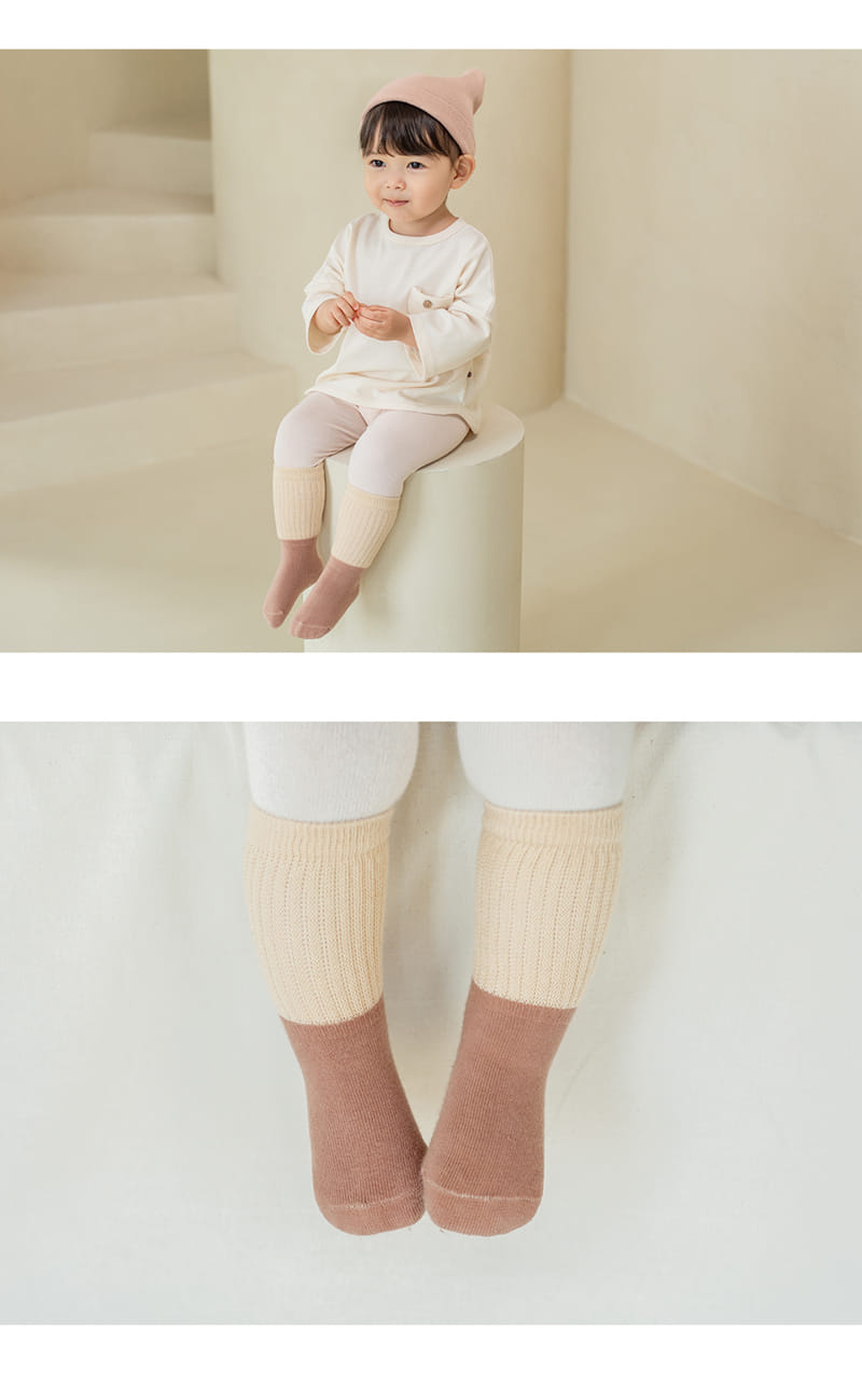 KIDS CLARA - Korean Children Fashion - #Kfashion4kids - Trend Warmer Baby Socks 3-in-1 [set of 5] - 4