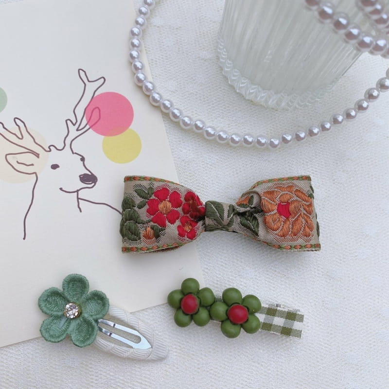MINS - Korean Children Fashion - #Kfashion4kids - Burgundy Flower Hairpin [set of 5] - 3