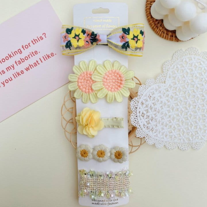 MINS - Korean Children Fashion - #Kfashion4kids - Yellow Flower Embroidery Hairpin [set of 5] - 4
