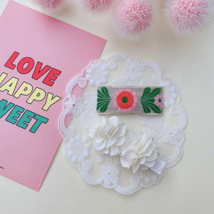 MINS - Korean Children Fashion - #Kfashion4kids - Pink Pop Embroidery Hairpin [set of 4] - 3