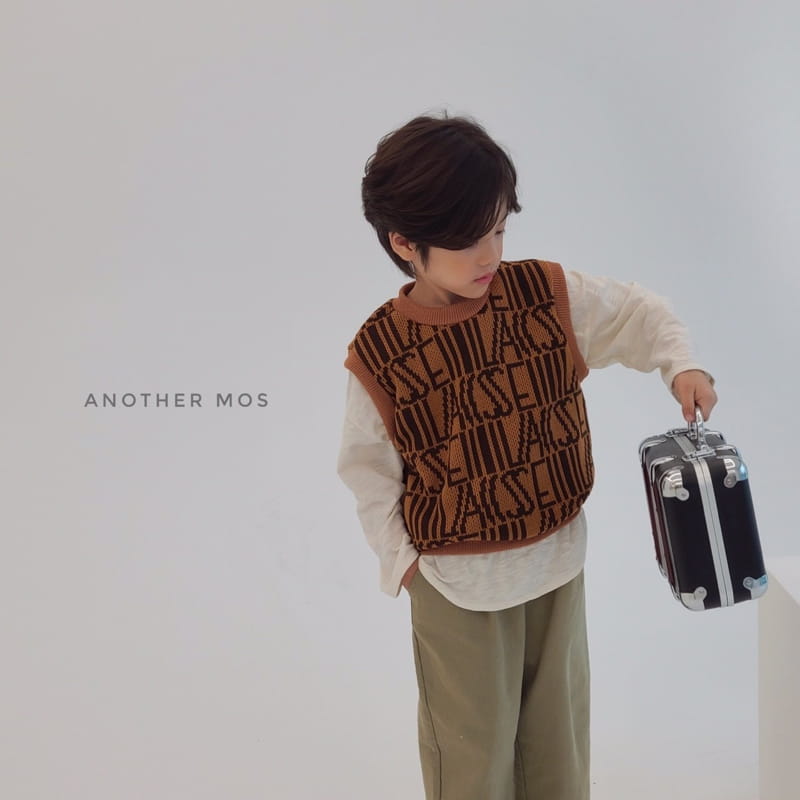 MOS BEBE - Korean Children Fashion - #Kfashion4kids - English Knit Vest