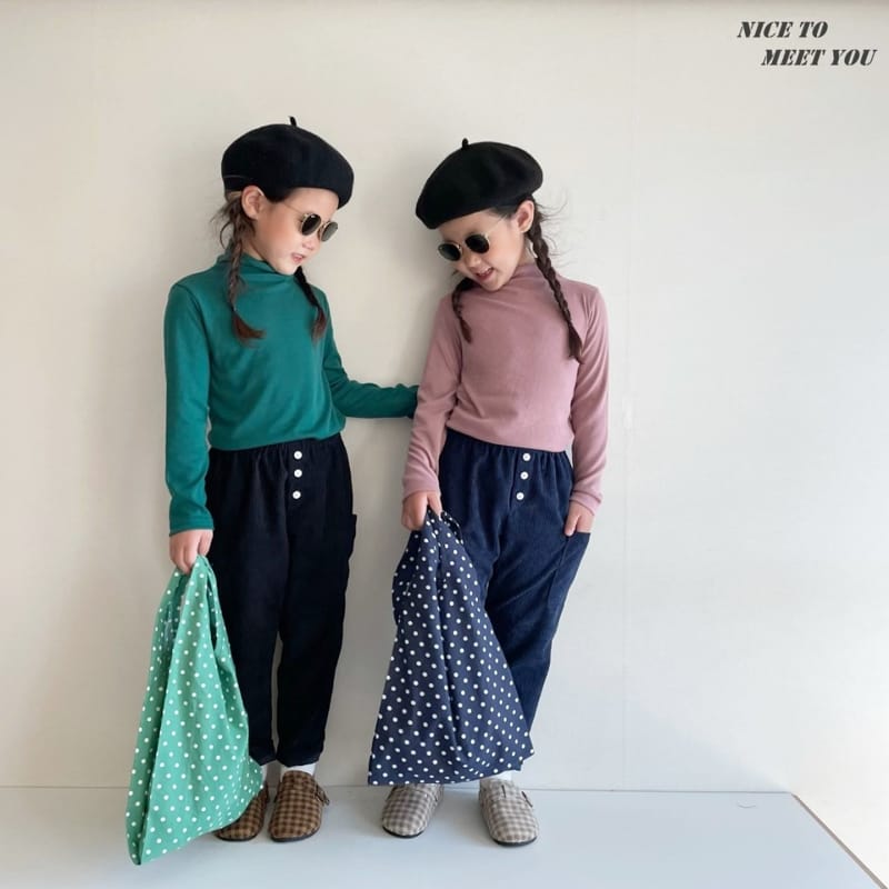 NICE TO MEET YOU - Korean Children Fashion - #Kfashion4kids - Latte Turtleneck Tee