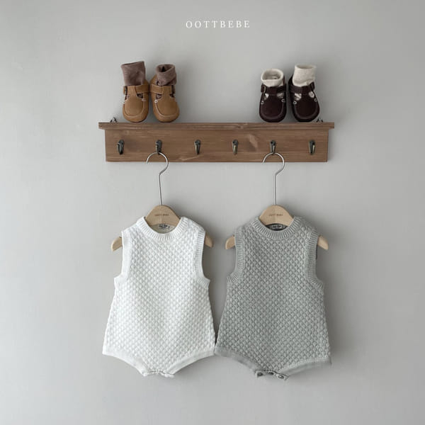 OOTT BEBE - Korean Children Fashion - #Kfashion4kids - Embosing Knit Bodysuit