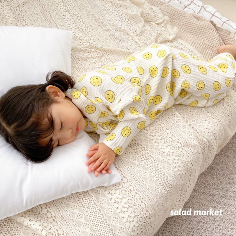 SALAD MARKET - Korean Children Fashion - #Kfashion4kids - Smile Pajamas - 12