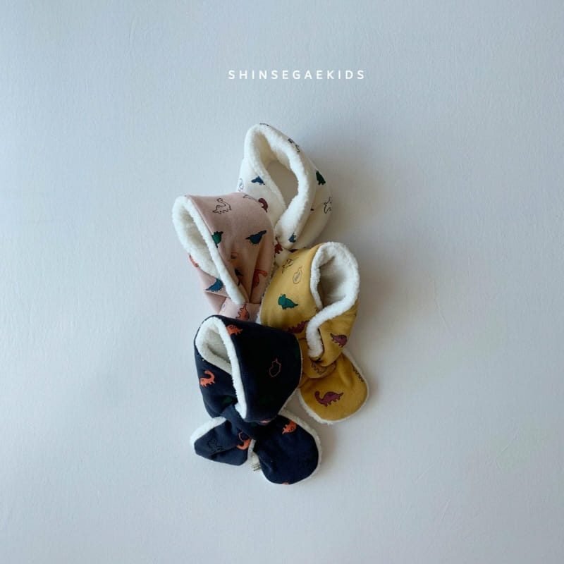 SHINSEAGE KIDS - Korean Children Fashion - #Kfashion4kids - Dino Neck Muffler - 3