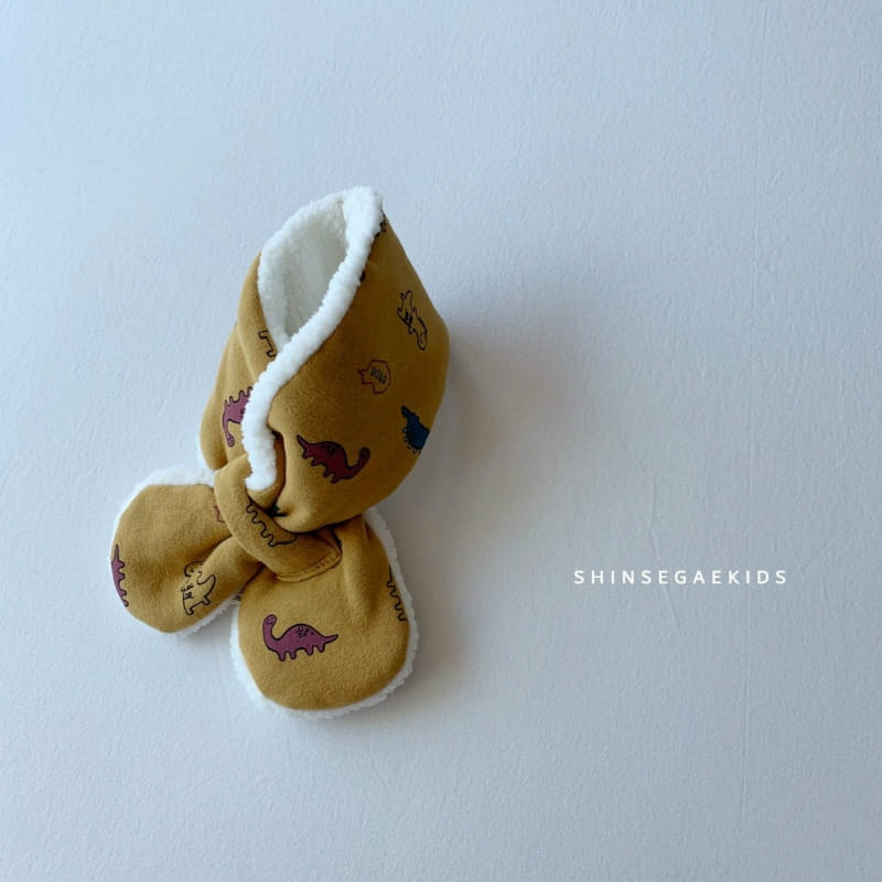 SHINSEAGE KIDS - Korean Children Fashion - #Kfashion4kids - Dino Neck Muffler - 4