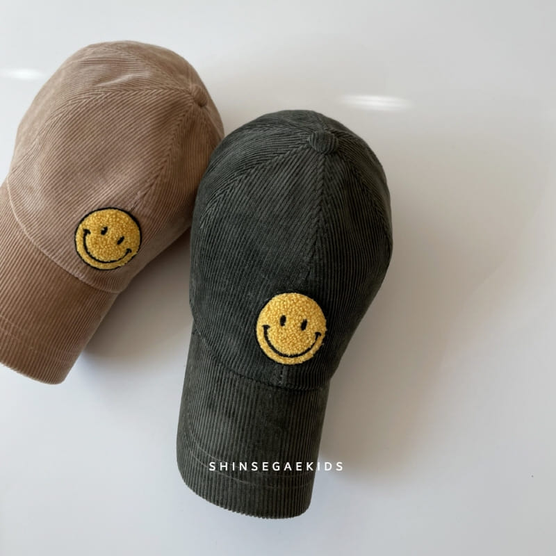 SHINSEAGE KIDS - Korean Children Fashion - #Kfashion4kids - Rib Smile Cap - 5