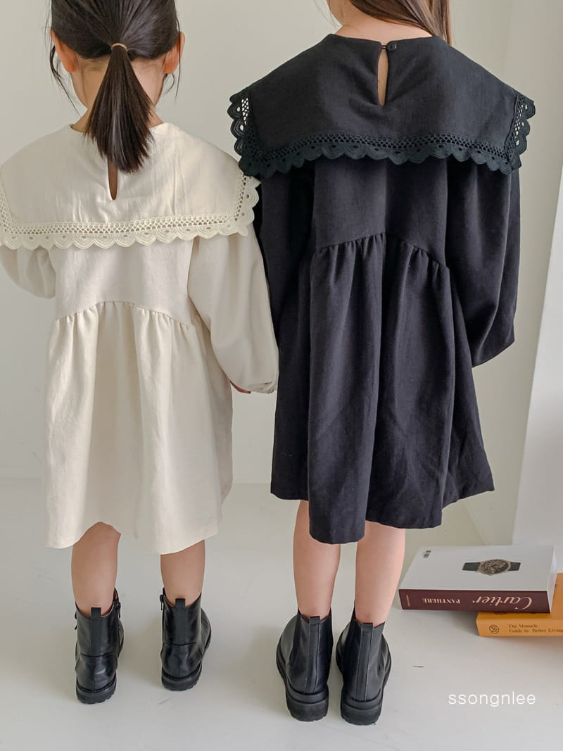 SSONGNLEE - Korean Children Fashion - #Kfashion4kids - Lace Collar One-piece with Mom