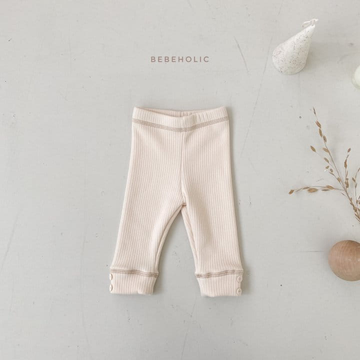 BEBE HOLIC - Korean Children Fashion - #Kfashion4kids - Stitch Button Leggings - 9
