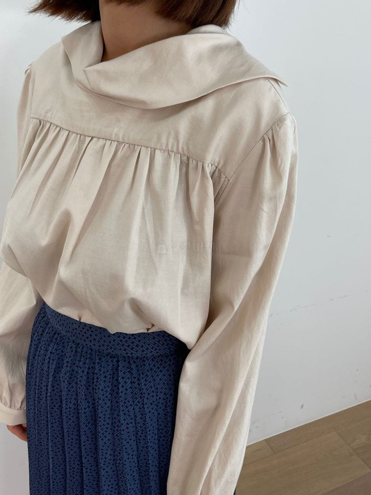 BROWNS - Korean Children Fashion - #Kfashion4kids - Solid Turtle Blouse - 2