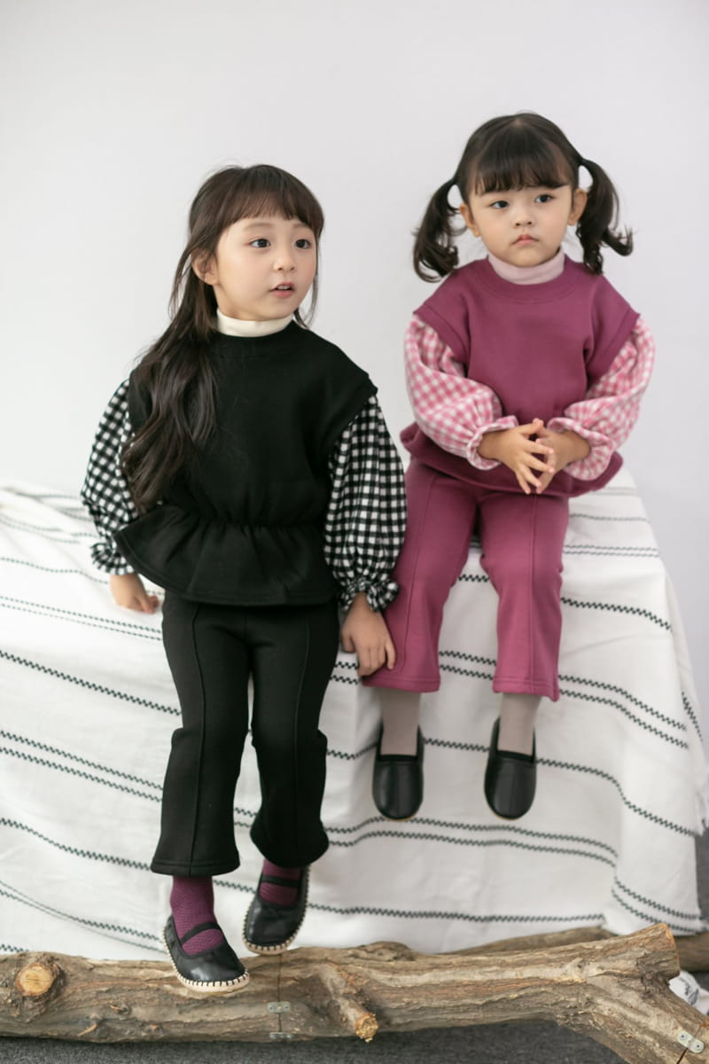 COHEN - Korean Children Fashion - #Kfashion4kids - Honey Top Bottom Set