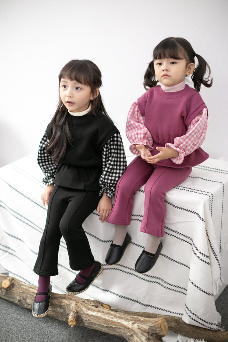 COHEN - Korean Children Fashion - #Kfashion4kids - Honey Top Bottom Set - 3