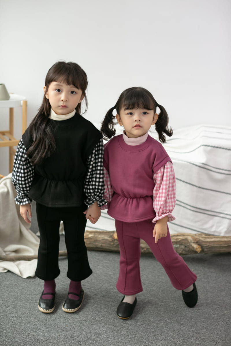 COHEN - Korean Children Fashion - #Kfashion4kids - Honey Top Bottom Set - 5