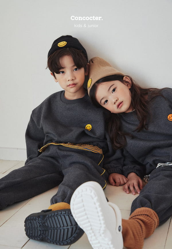 CONCOCTER - Korean Children Fashion - #Kfashion4kids - Hahah Smile Fleece Top Bottom Set