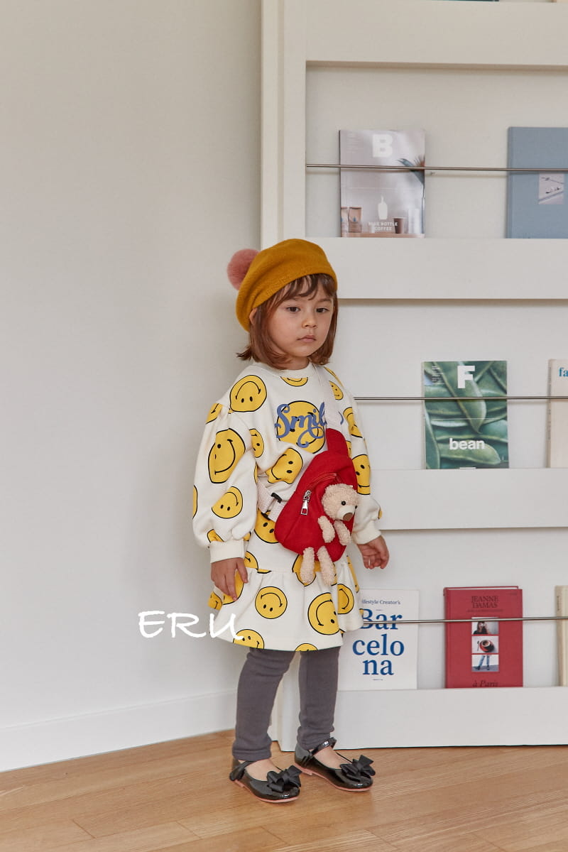 E.RU - Korean Children Fashion - #Kfashion4kids - Smile Top Bottom Set - 8