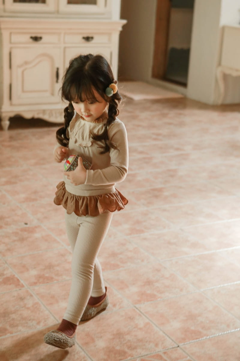 FLO - Korean Children Fashion - #Kfashion4kids - Barbie Leggings