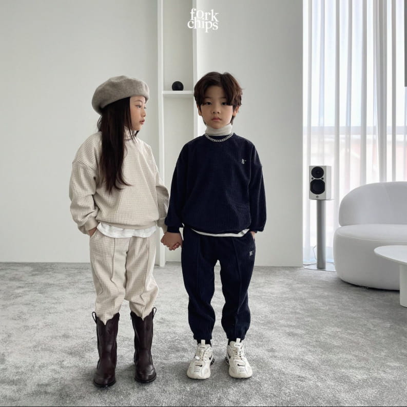 FORK CHIPS - Korean Children Fashion - #Kfashion4kids - Half Embroidery Top Bottom Set - 3