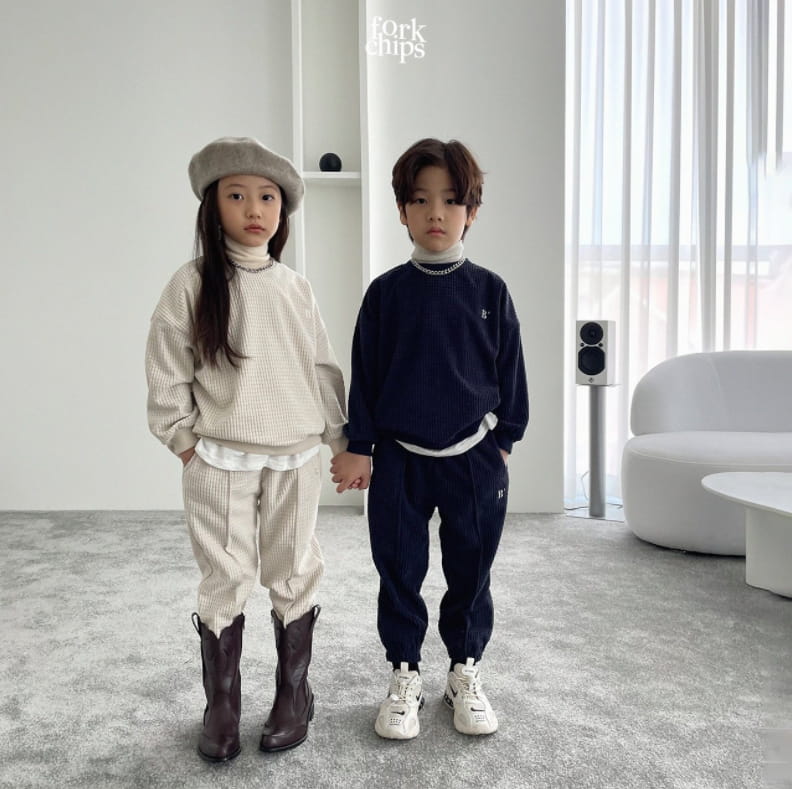 FORK CHIPS - Korean Children Fashion - #Kfashion4kids - Half Embroidery Top Bottom Set - 5