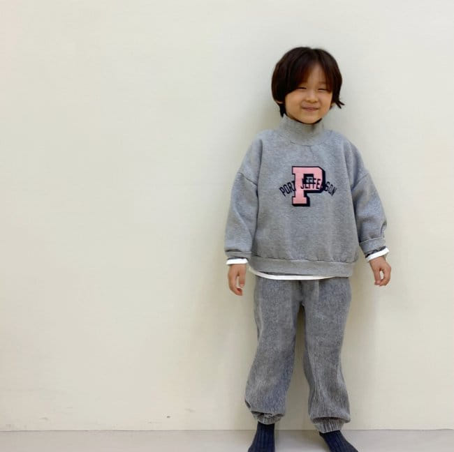 GARDEN - Korean Children Fashion - #Kfashion4kids - P Embroidery Turtleneck Tee