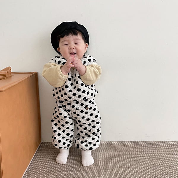 HAN'S - Korean Children Fashion - #Kfashion4kids - Dot Quilting Top Bottom Set - 2