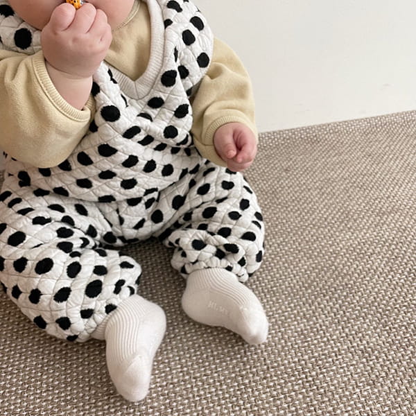 HAN'S - Korean Children Fashion - #Kfashion4kids - Dot Quilting Top Bottom Set - 9