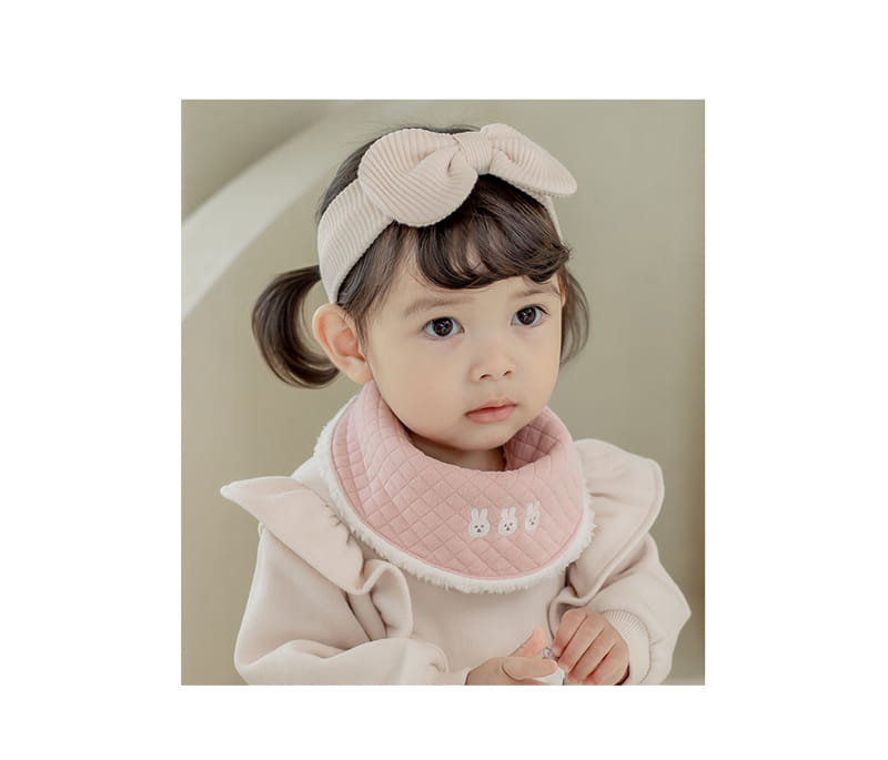 HAPPY PRINCE - Korean Children Fashion - #Kfashion4kids - Judy Snow Banana Bib - 2