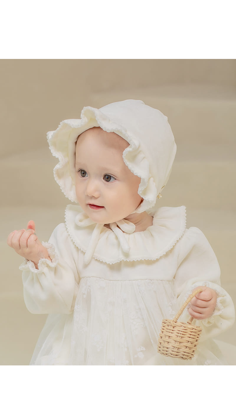 HAPPY PRINCE - Korean Children Fashion - #Kfashion4kids - Dior Winter Baby Bonnet