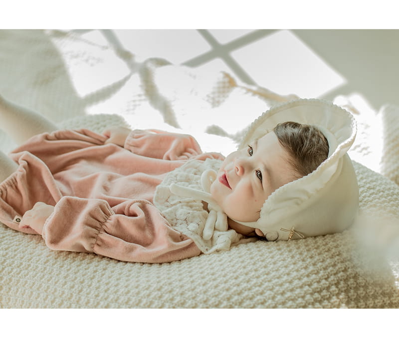 HAPPY PRINCE - Korean Children Fashion - #Kfashion4kids - Dior Winter Baby Bonnet - 6
