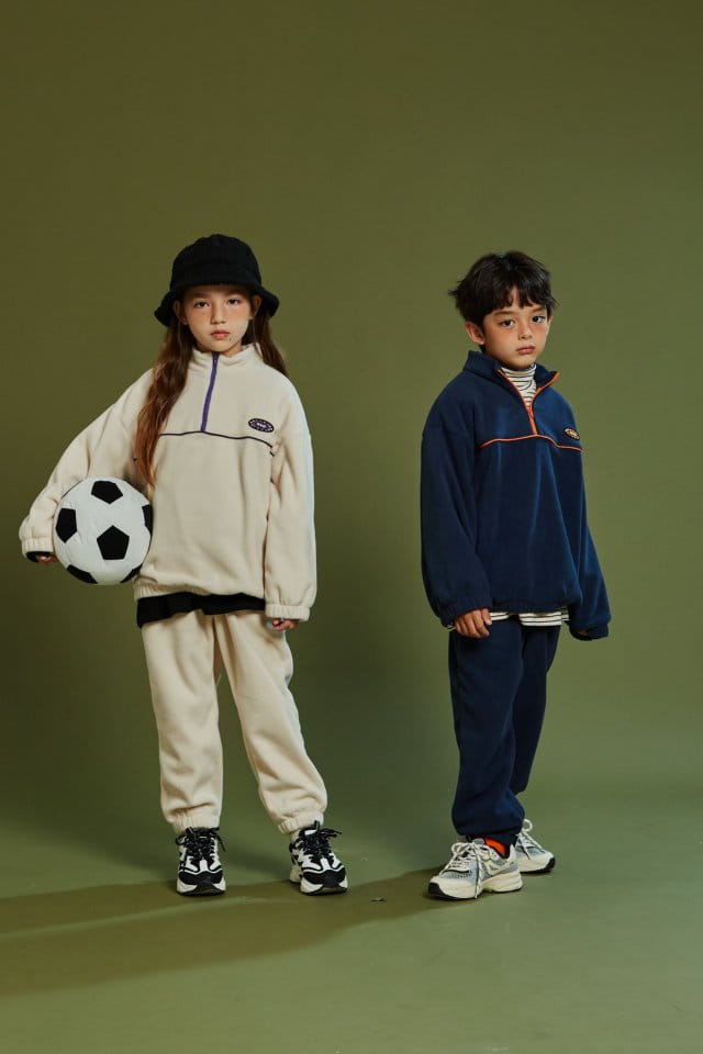 KOKOYARN - Korean Children Fashion - #Kfashion4kids - Fleece Anorak Top Bottom Set