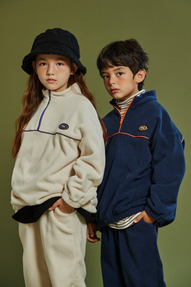 KOKOYARN - Korean Children Fashion - #Kfashion4kids - Fleece Anorak Top Bottom Set - 3
