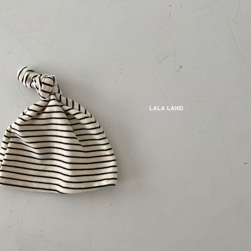 LALALAND - Korean Children Fashion - #Kfashion4kids - Bebe Ggomang Leggings Hat Set - 8