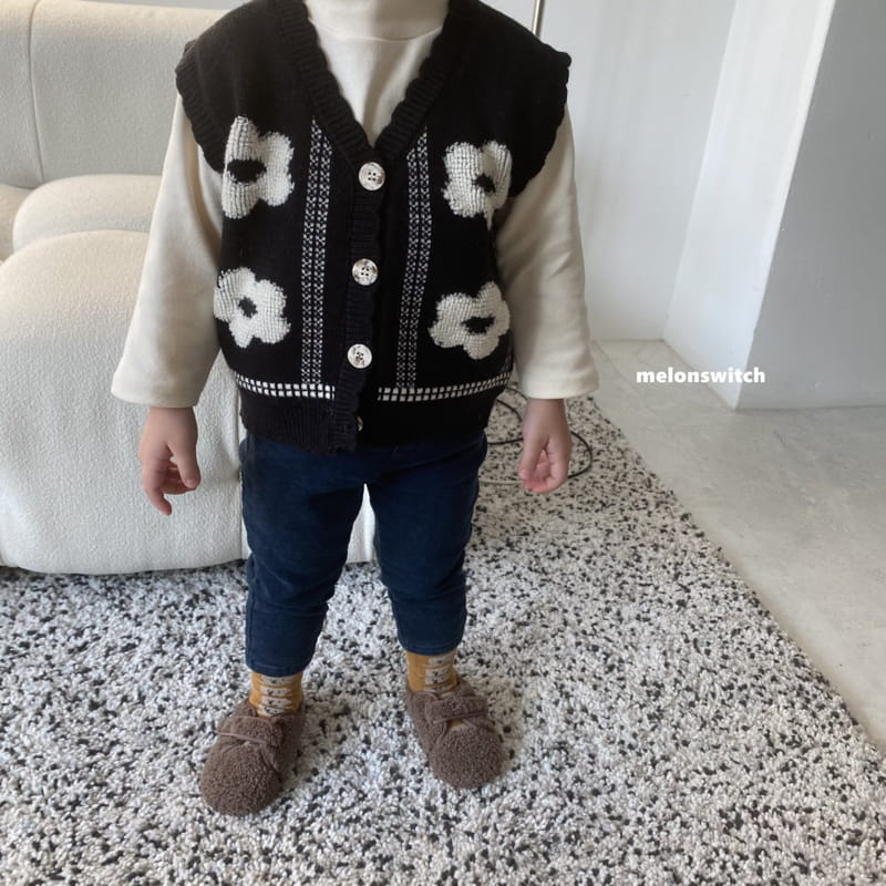 MELON SWITCH - Korean Children Fashion - #Kfashion4kids - Flower Knit Vest - 6