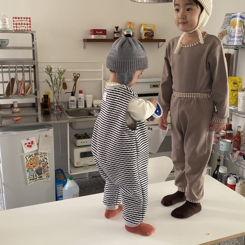 MELON SWITCH - Korean Children Fashion - #Kfashion4kids - Marlangi Quilting Sleep Wear Bodysuit - 5