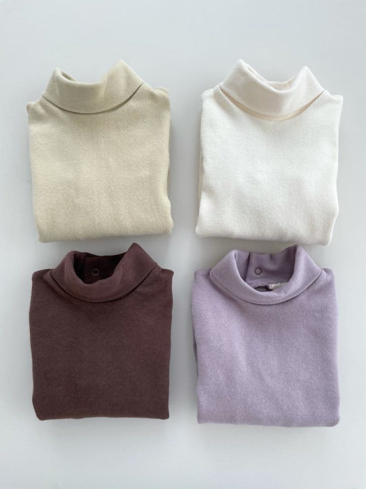 MONBEBE - Korean Children Fashion - #Kfashion4kids - Lua Turtleneck Tee - 10
