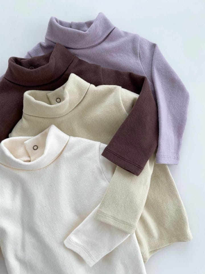 MONBEBE - Korean Children Fashion - #Kfashion4kids - Lua Turtleneck Tee - 12