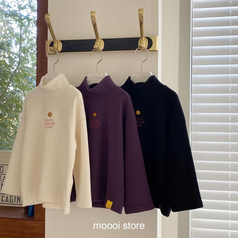 MOOI STORE - Korean Children Fashion - #Kfashion4kids - Dancing Embroidey Turtleneck Tee - 5