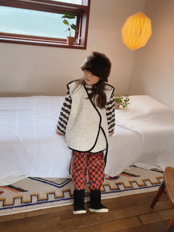OJODEPAPA - Korean Children Fashion - #Kfashion4kids - Quilting Wrap Vest - 4